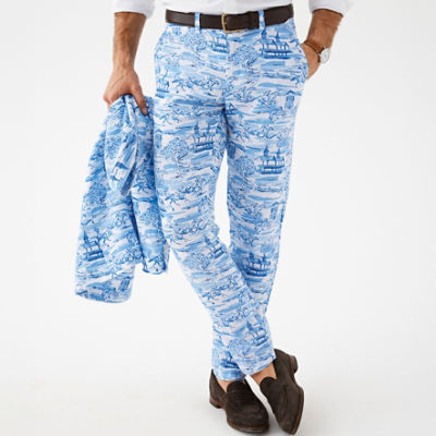 couple at a Kentucky Derby party
